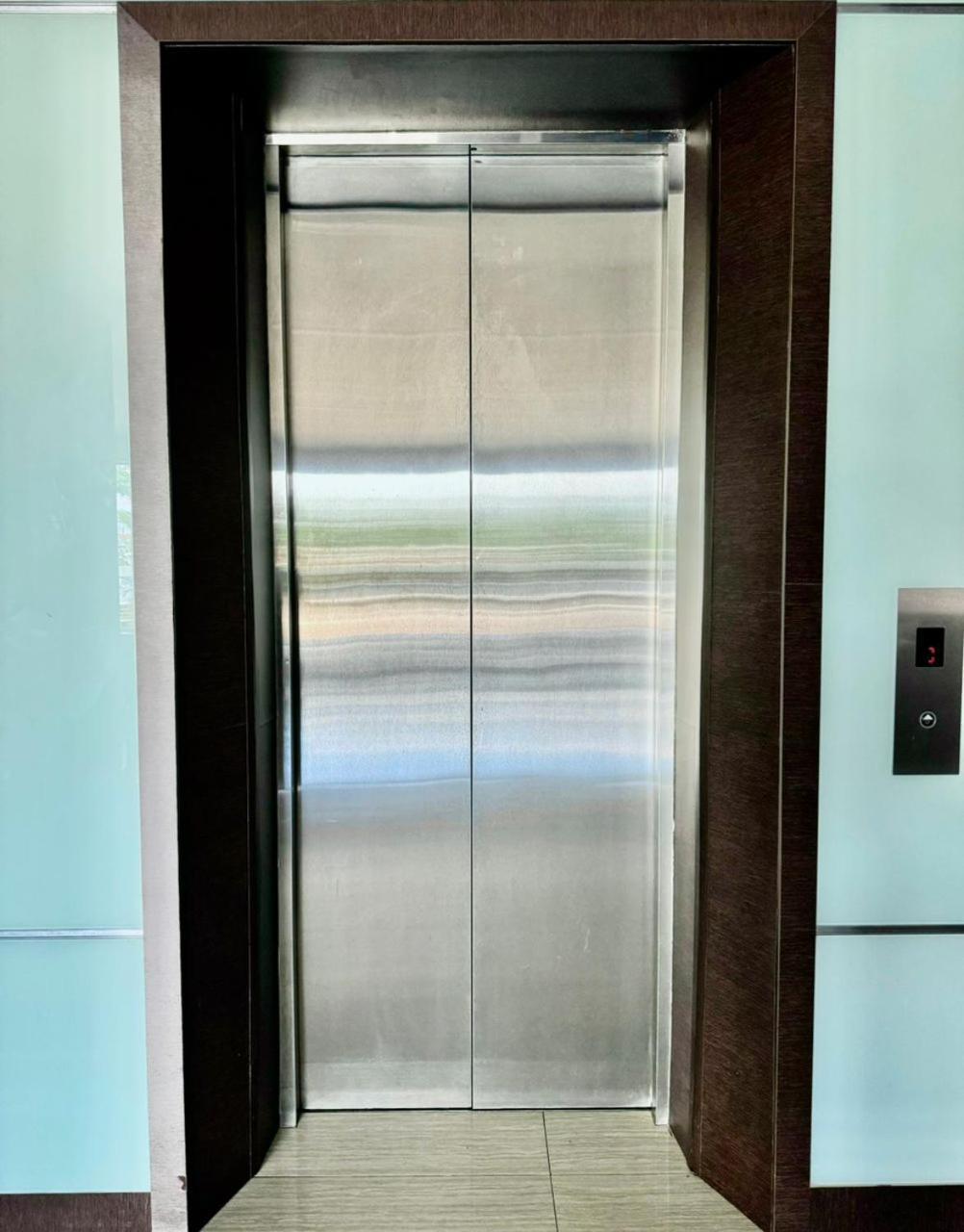 Chariton Hotel Nusa Bestari Johor Bahru Esterno foto