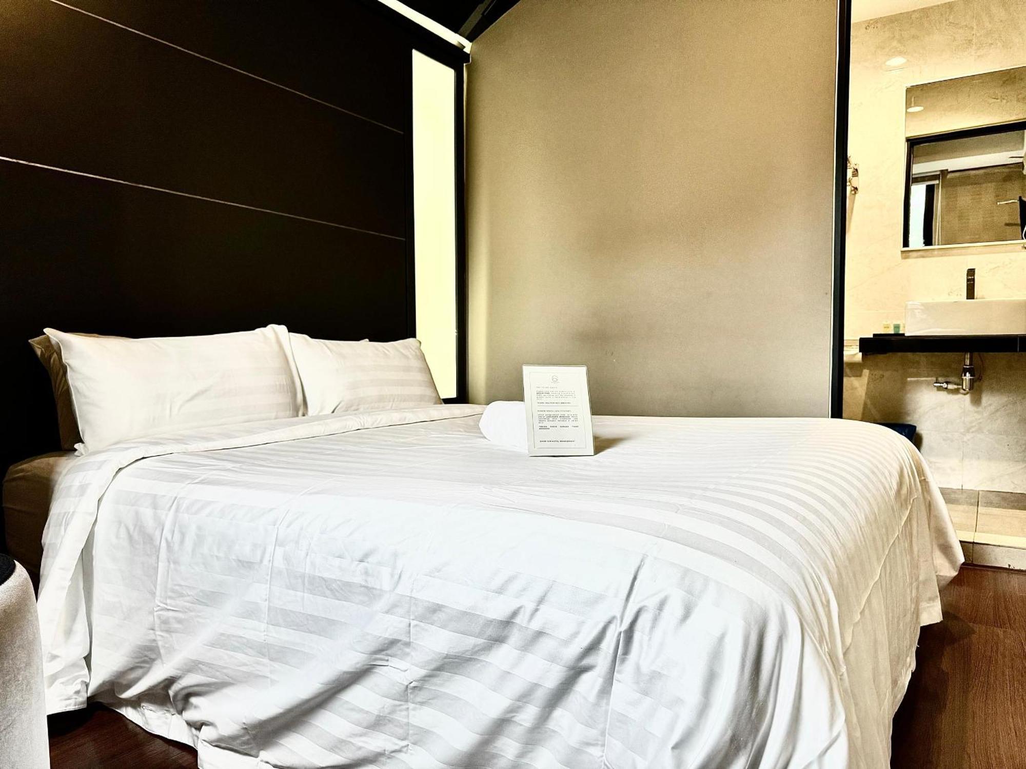 Chariton Hotel Nusa Bestari Johor Bahru Esterno foto