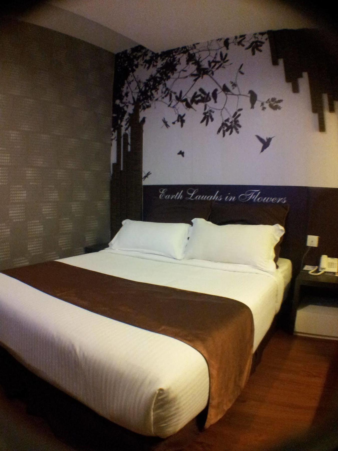 Chariton Hotel Nusa Bestari Johor Bahru Esterno foto