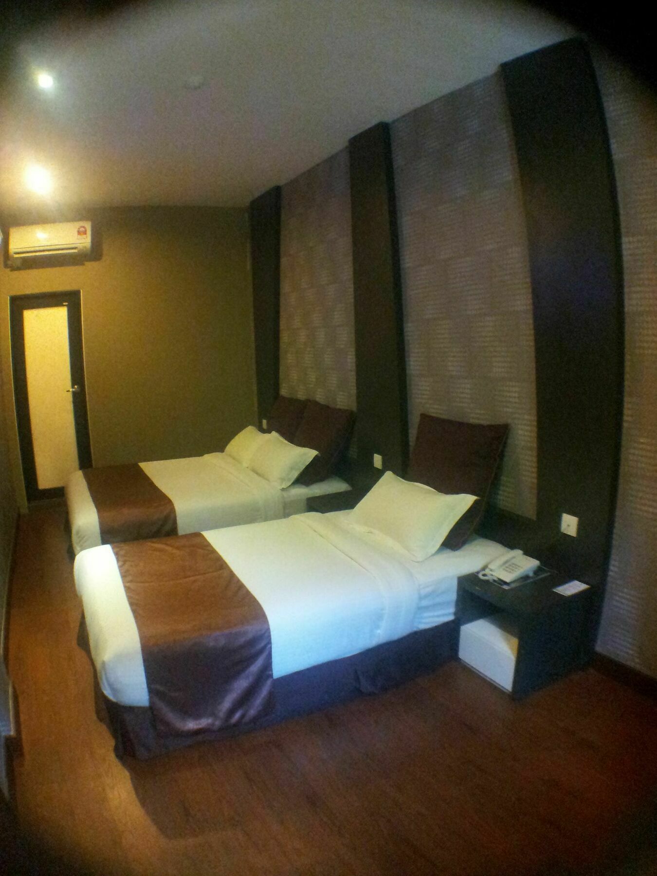Chariton Hotel Nusa Bestari Johor Bahru Esterno foto