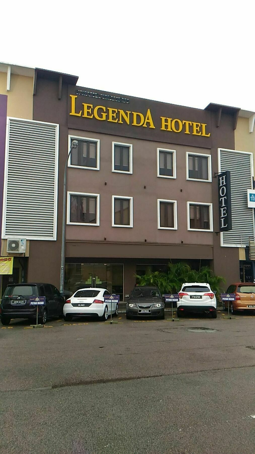 Chariton Hotel Nusa Bestari Johor Bahru Esterno foto